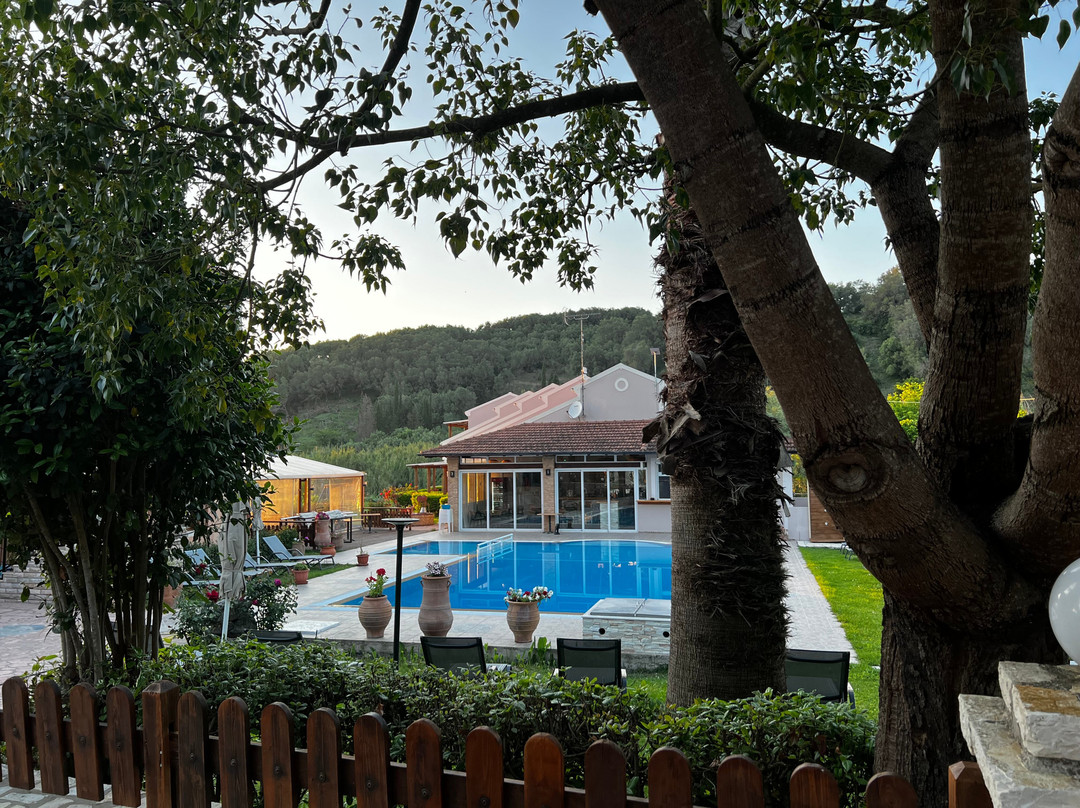 Nadolia Apartments主图