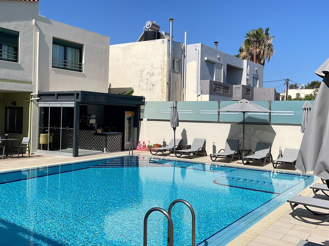 Athina Beach Hotel主图