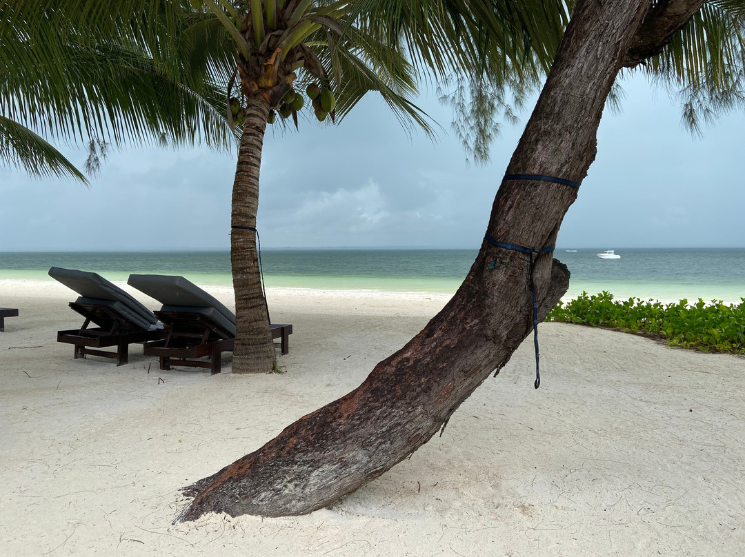 米查维日落湾度假酒店主图