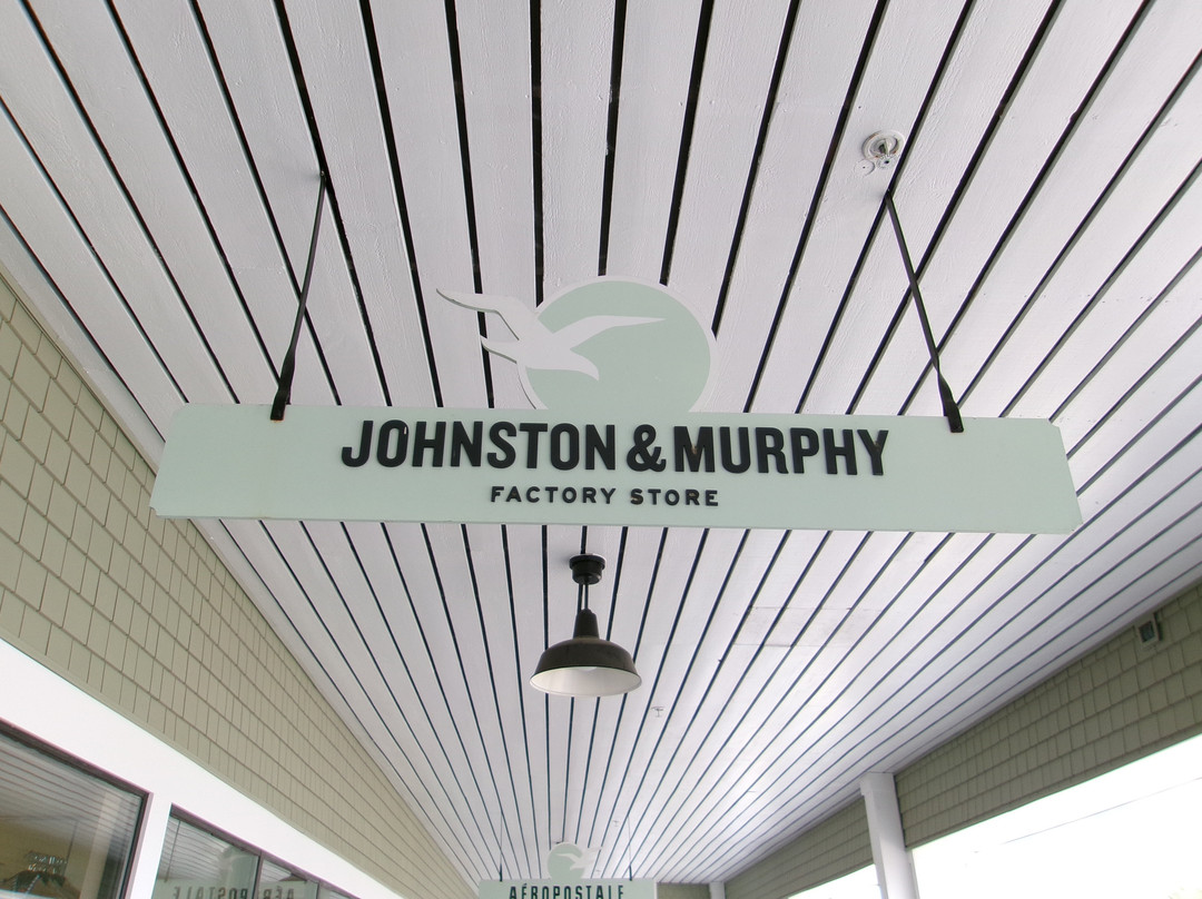 Johnston & Murphy