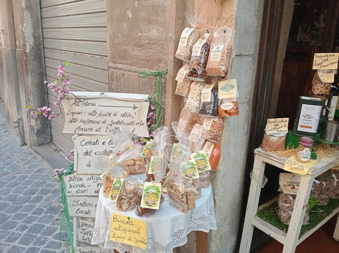 Piazza del Mercato-斯波莱托必去景点