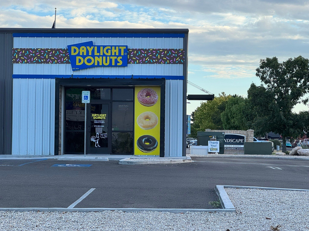 Daylight Donuts