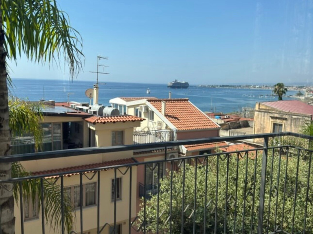 柯拉洛酒店主图