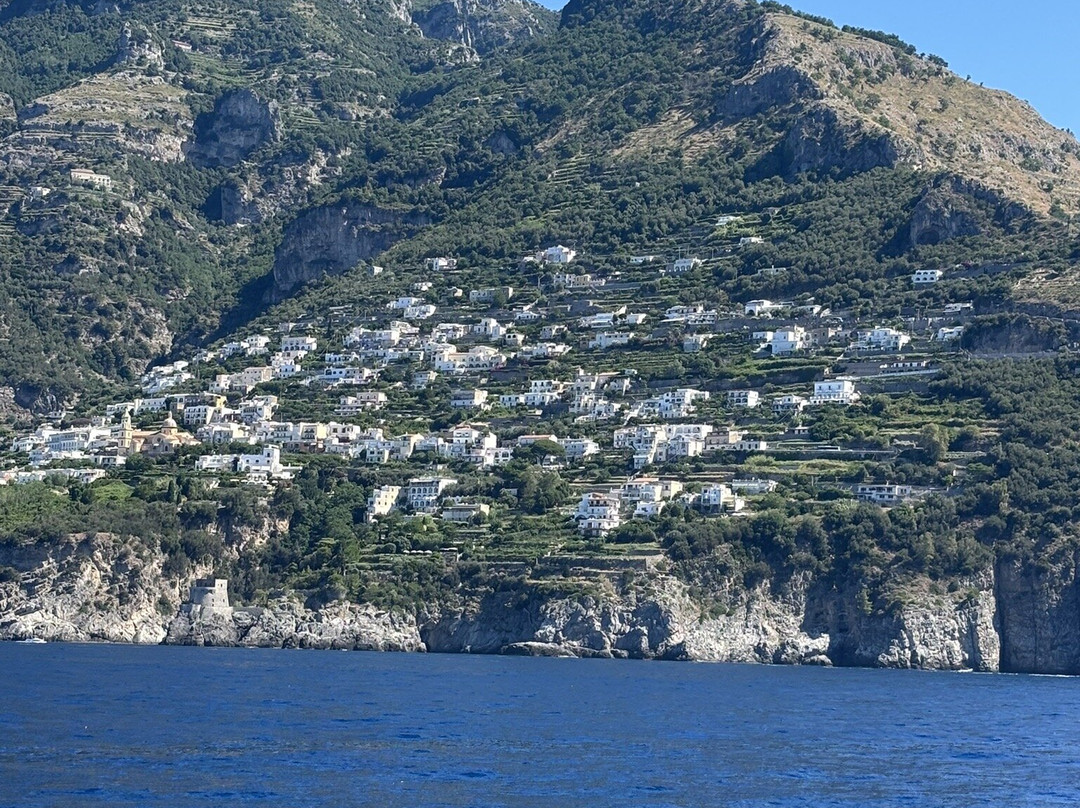 Cooperativa Marina della lobra-马萨卢布伦塞必去景点