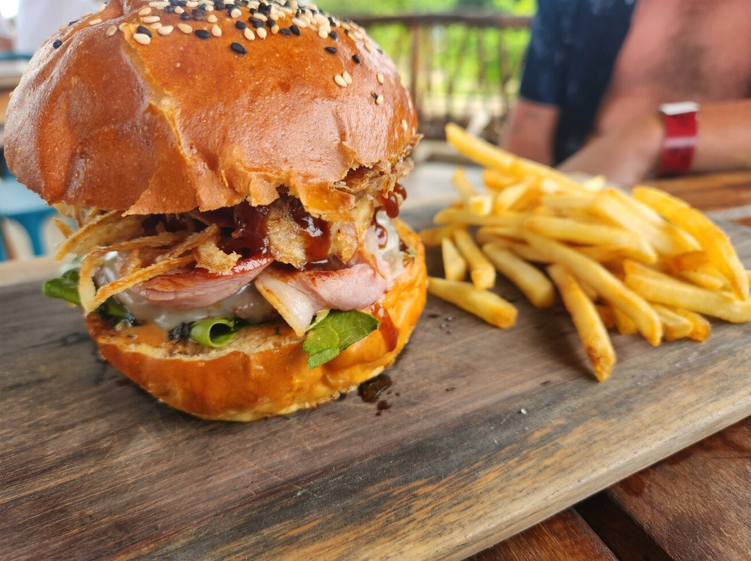 La Burguesía Del Pueblo