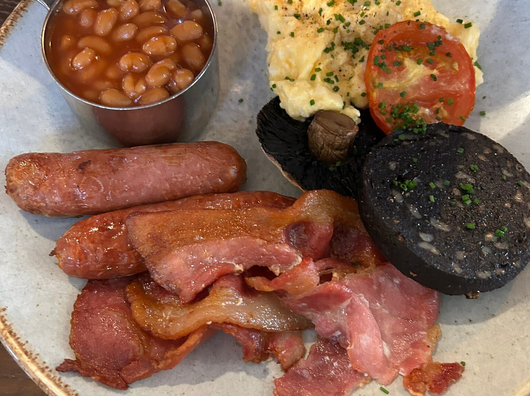 The Golden Lion Hotel, St. Ives主图