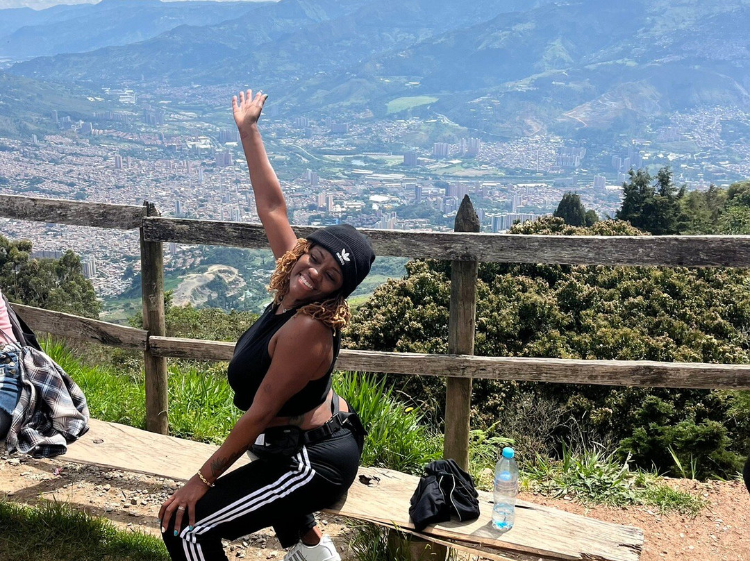 Paragliding Medellin-麦德林必去景点