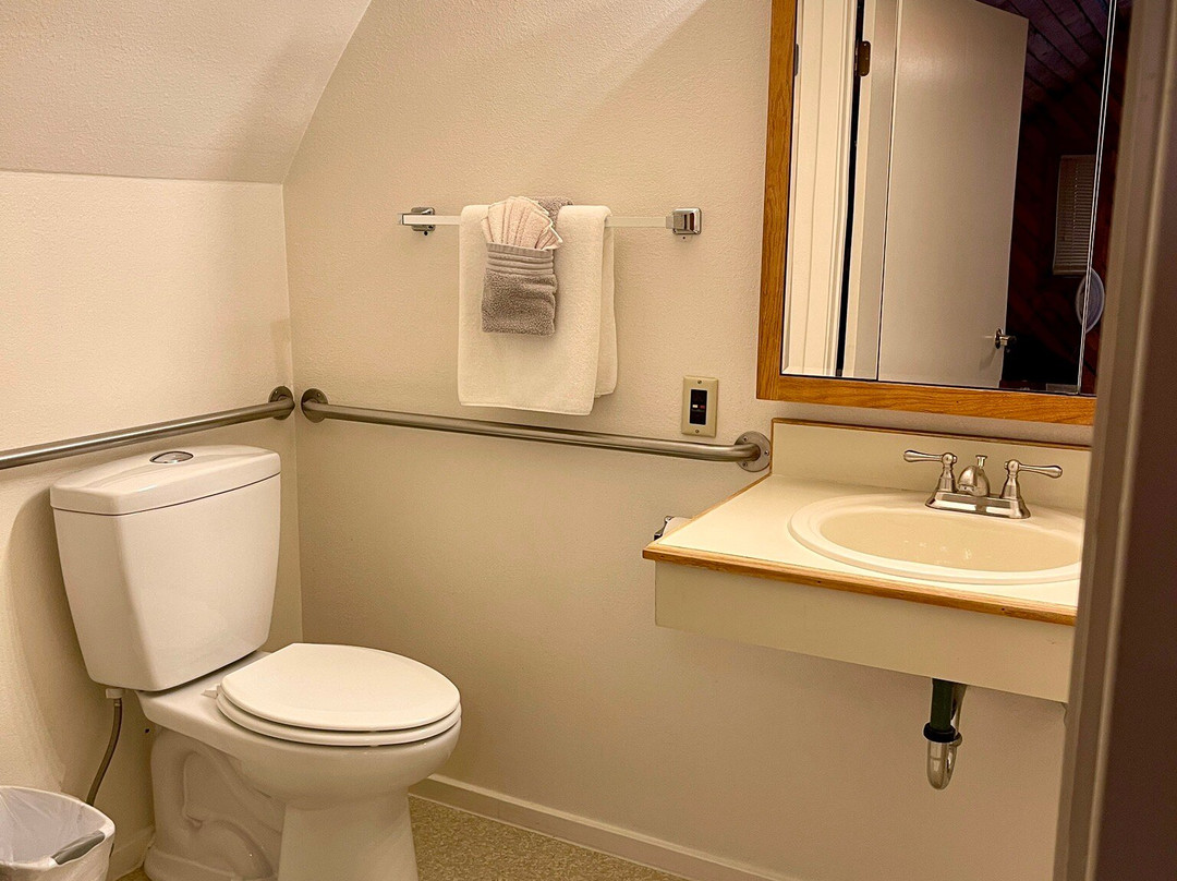 Delta Accommodations-Alaska Country Inn主图