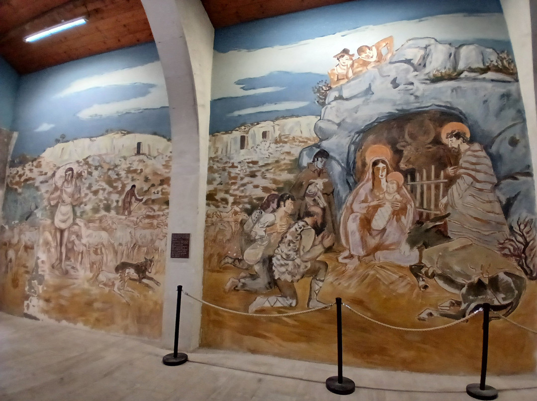 Chapelle des Pénitents Blancs-普罗旺斯地区莱博必去景点