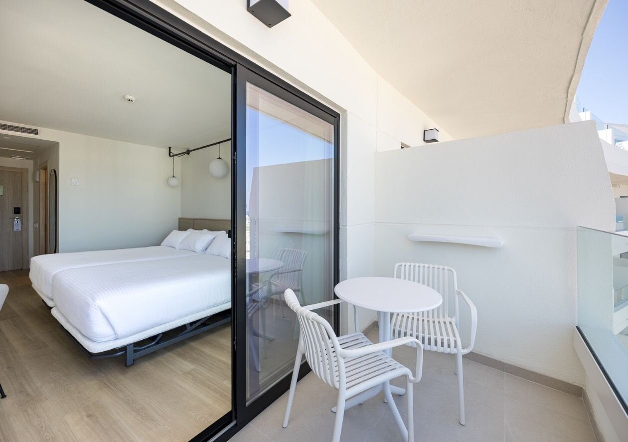 RH校长酒店-客卧