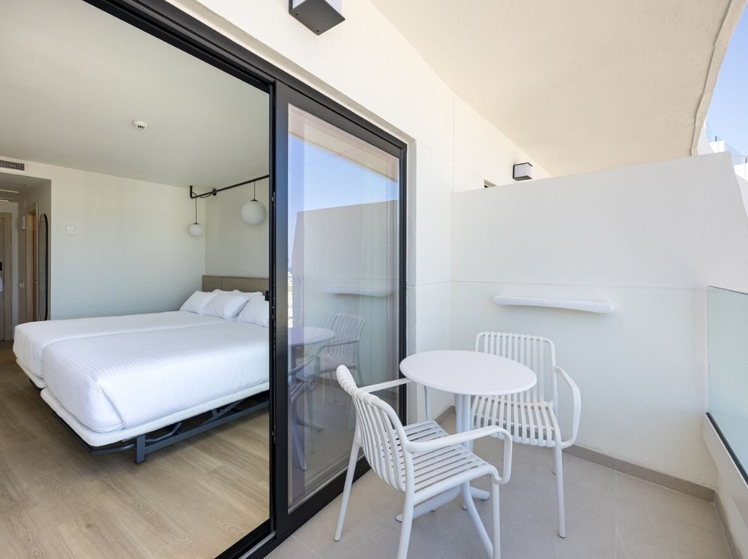 RH校长酒店主图