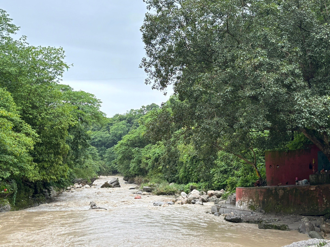 Tapkeshwar Temple-Dehradun District必去景点