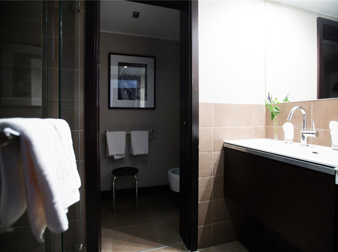 Ostseebad Wustrow酒店住宿-Hotel Künstlerquartier Seezeichen