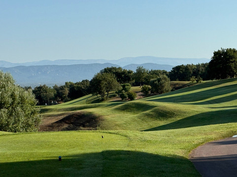 Golf de Roquebrune Resort-阿尔冈河畔罗屈埃布吕纳必去景点