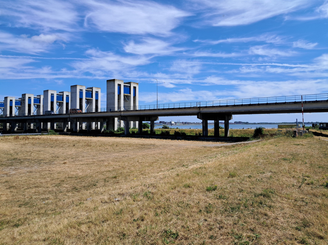 Houtribdijk-莱利斯塔德必去景点