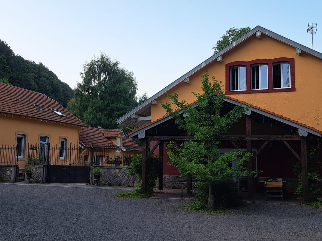 格拉维耶酒店主图