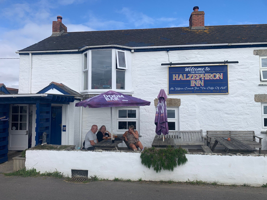 Halzephron Inn主图