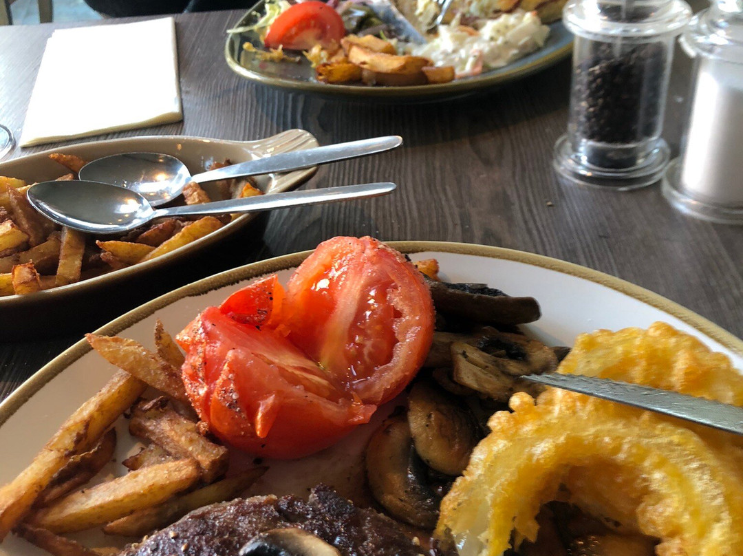 Manor Court Hotel主图