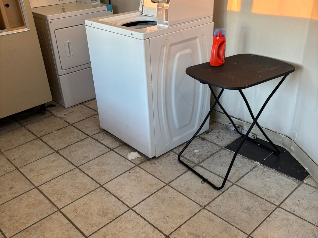 Ramada by Wyndham State College Hotel & Conference Center主图