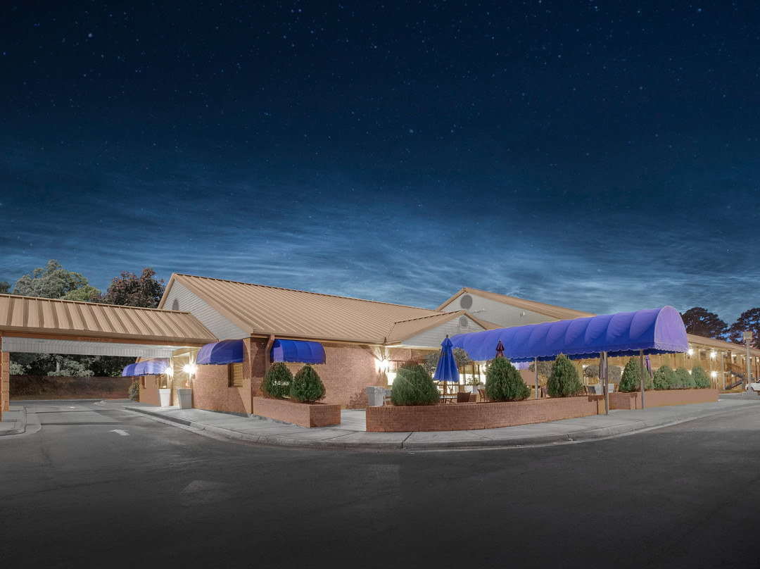 DeRidder酒店住宿-Holiday Inn Express Magnolia House & Cypress Inn