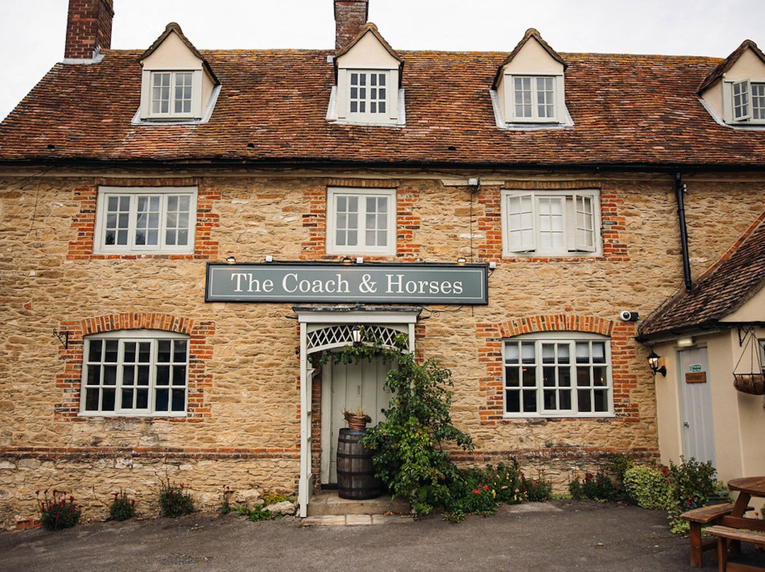 The Coach & Horses Inn主图