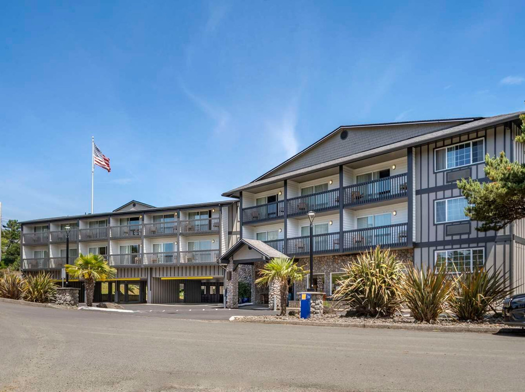 林肯城酒店住宿-Comfort Inn and Suites Lincoln City