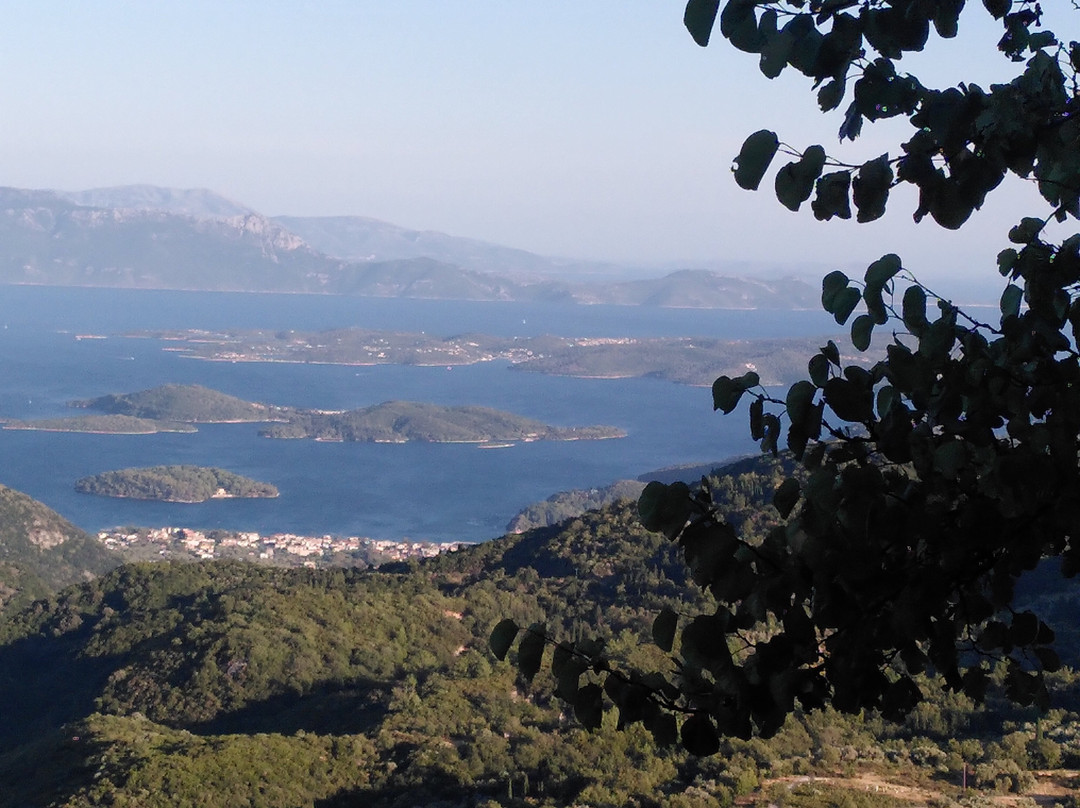 Get Active-Nidri必去景点