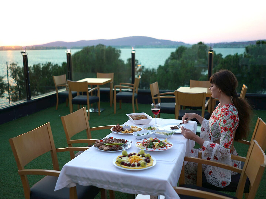 Camlik 87 Hotel Ayvalik