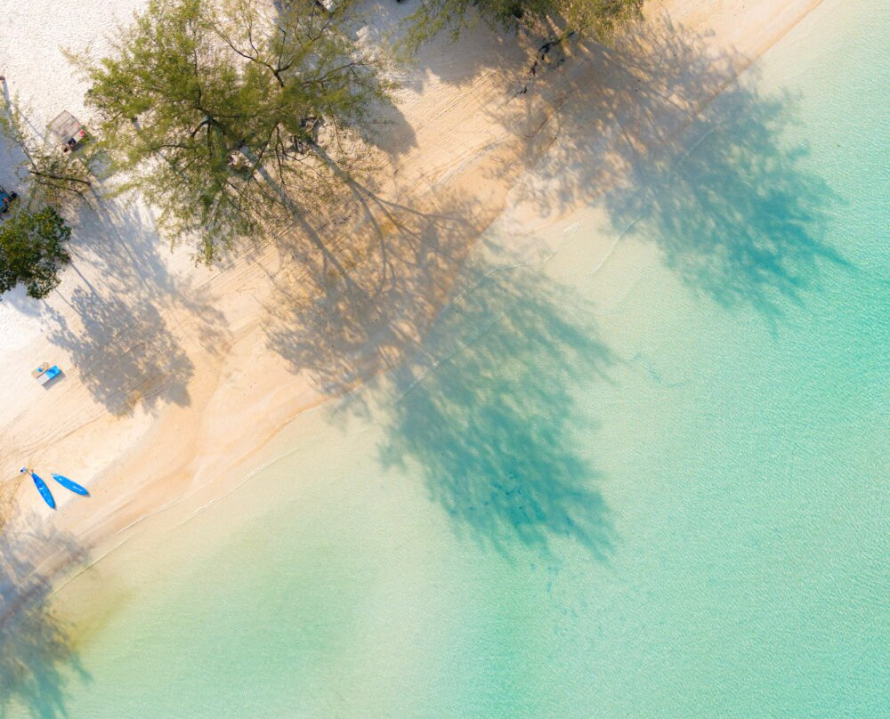 Island Center Point主图