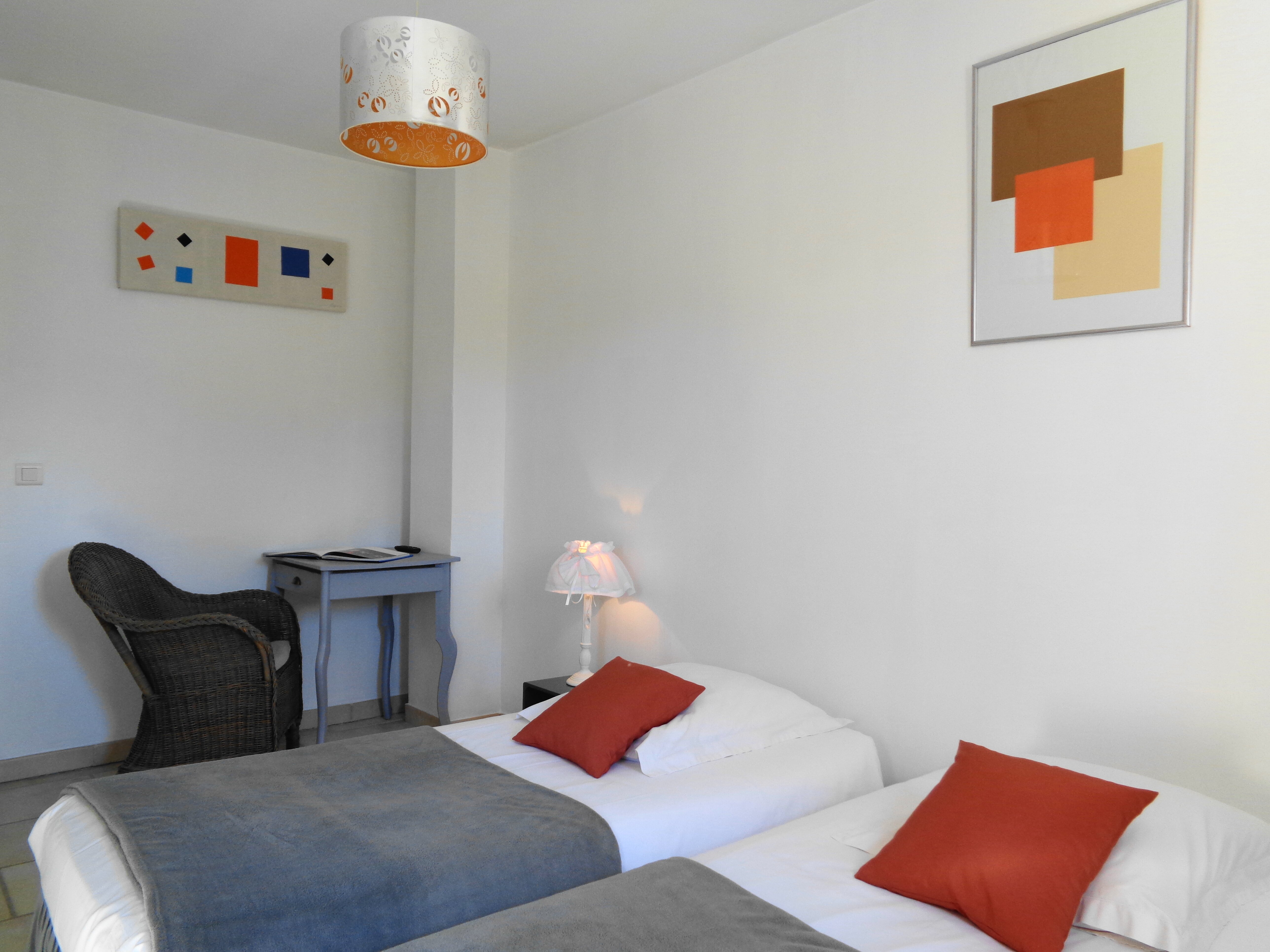 Le Clos Des Lavandes-客卧