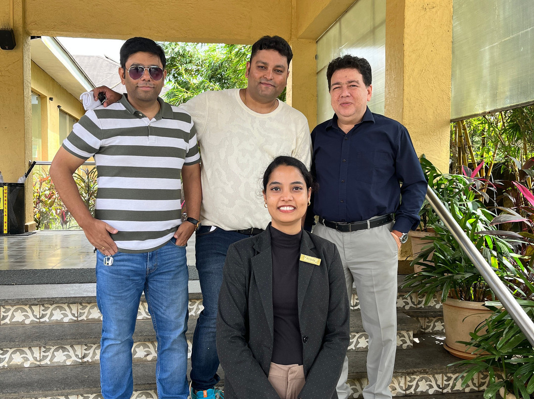 Tropical Retreat By Zuper主图