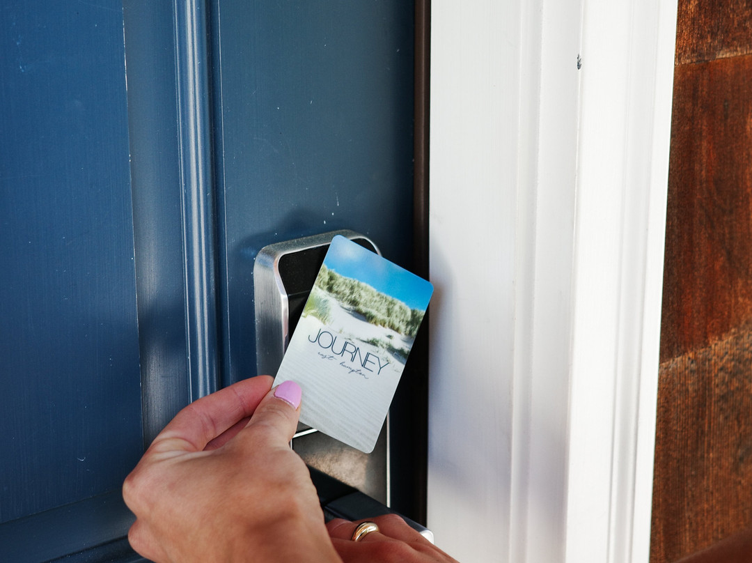 Journey East Hampton主图