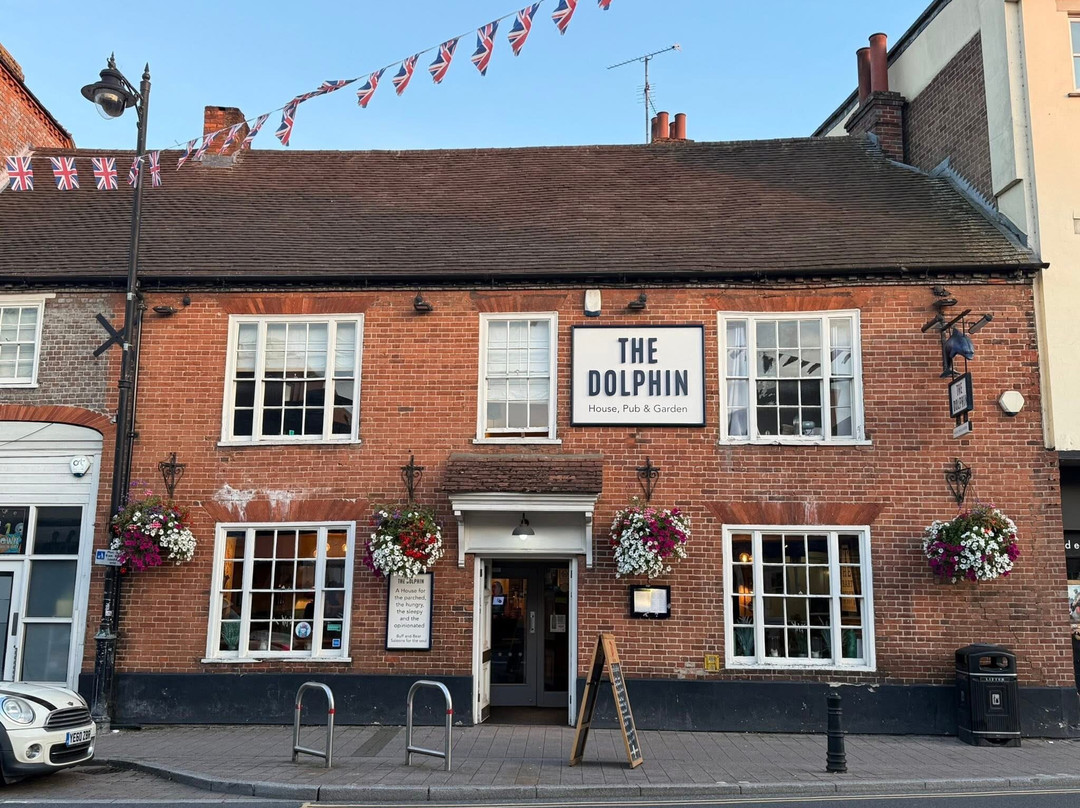 The Dolphin Hotel主图