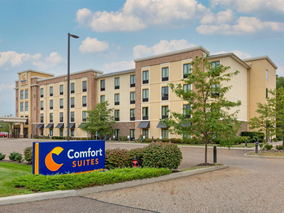 Comfort Suites Hartville - North Canton主图