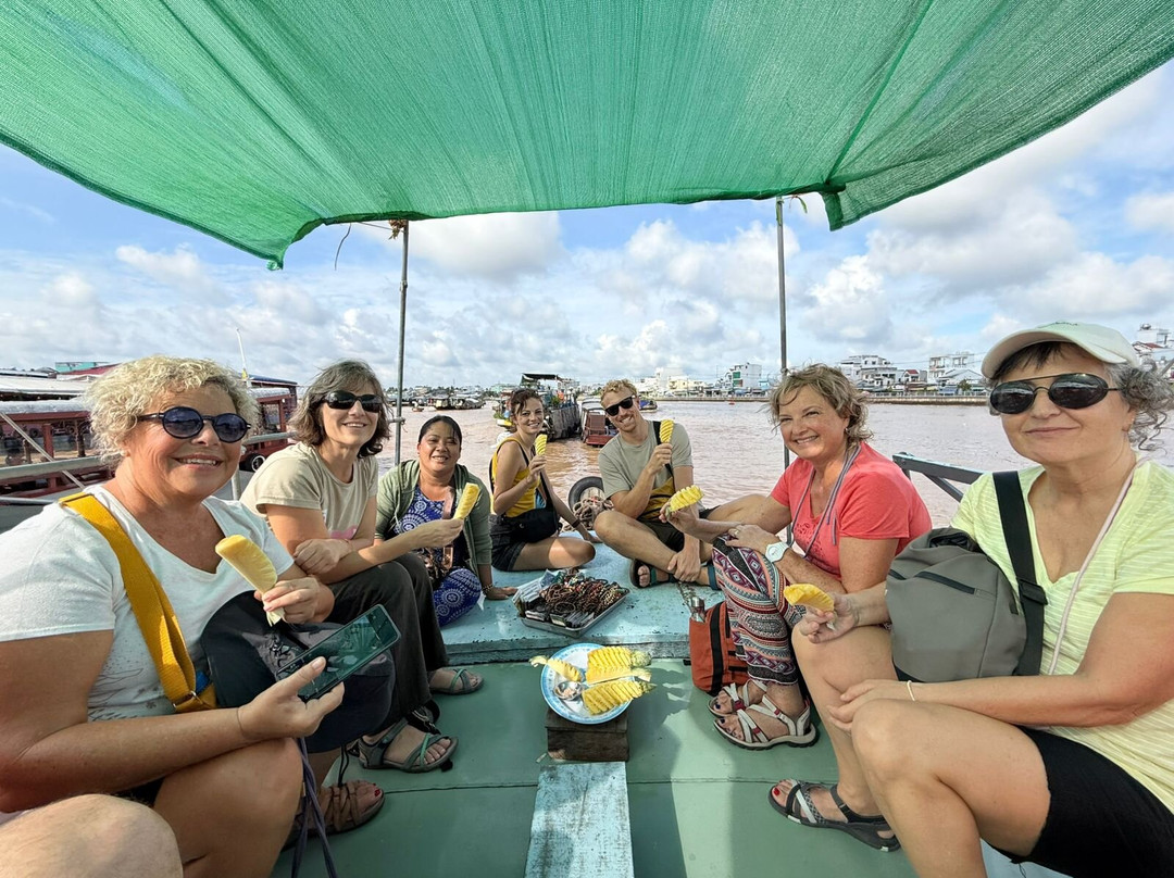 Bamboo Eco Village主图