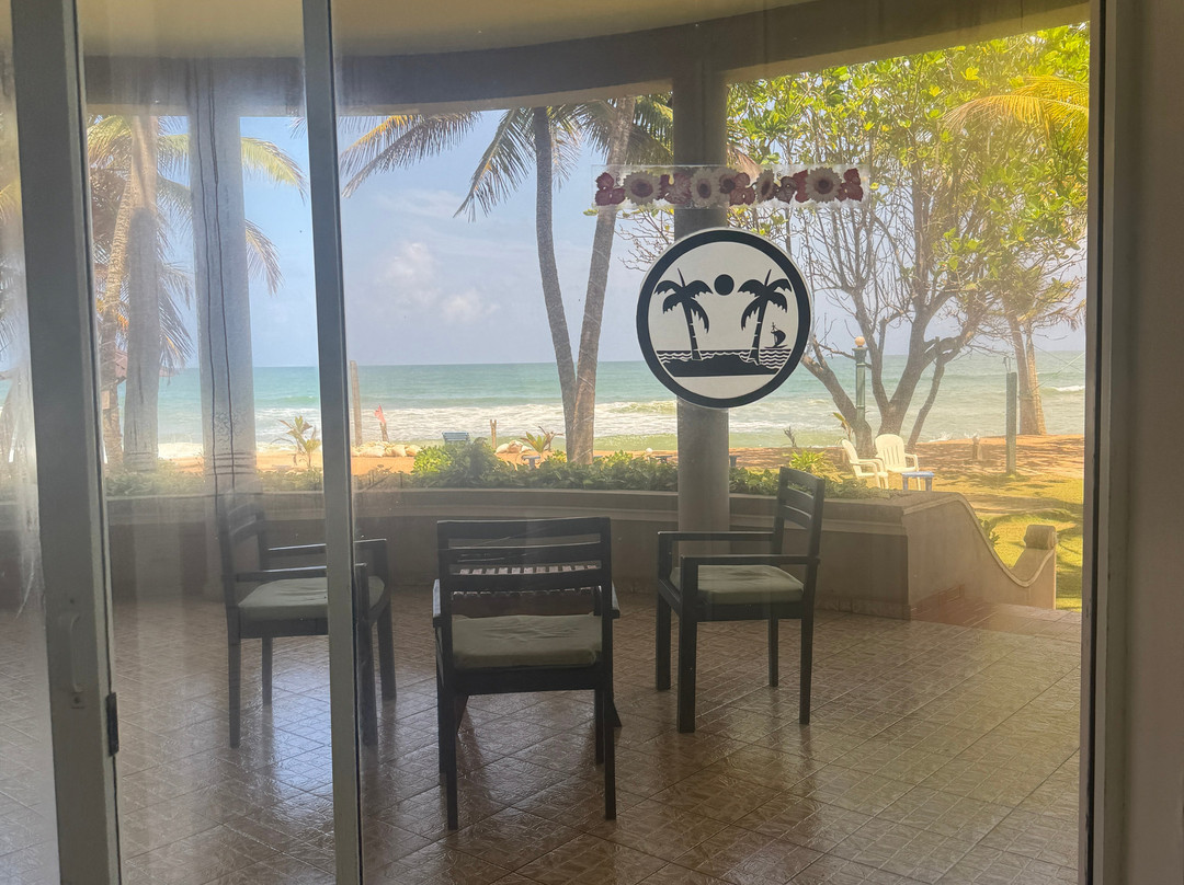 奥赛海滩酒店主图