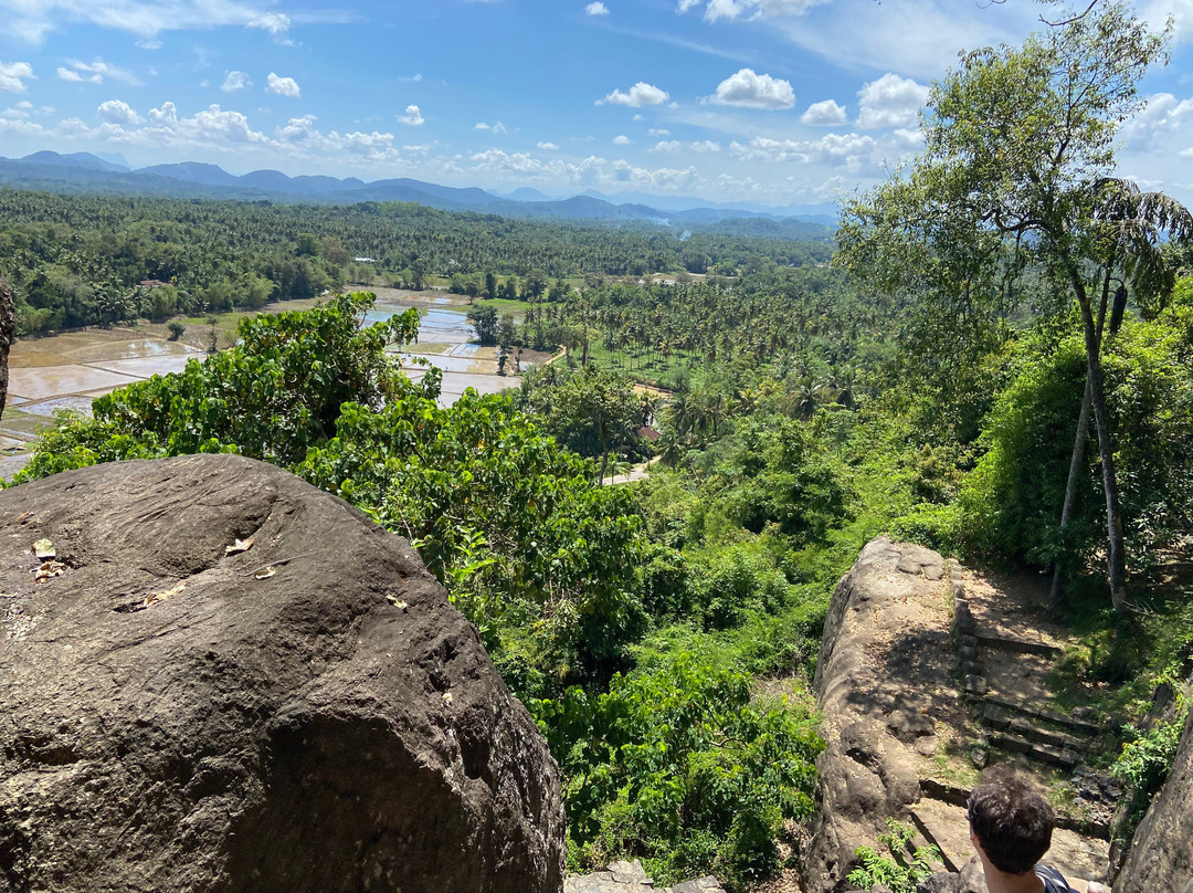 Esela Tours-Wennappuwa必去景点