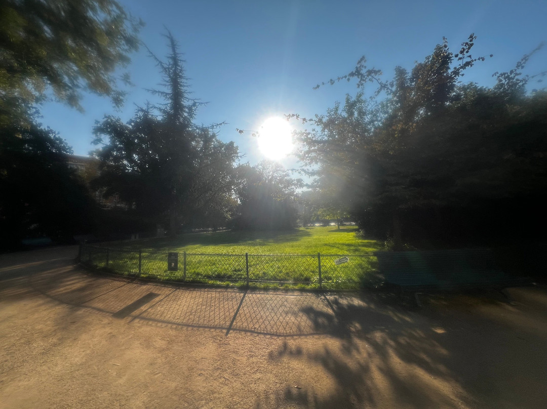 Square du Temple - Elie-Wiesel-巴黎必去景点