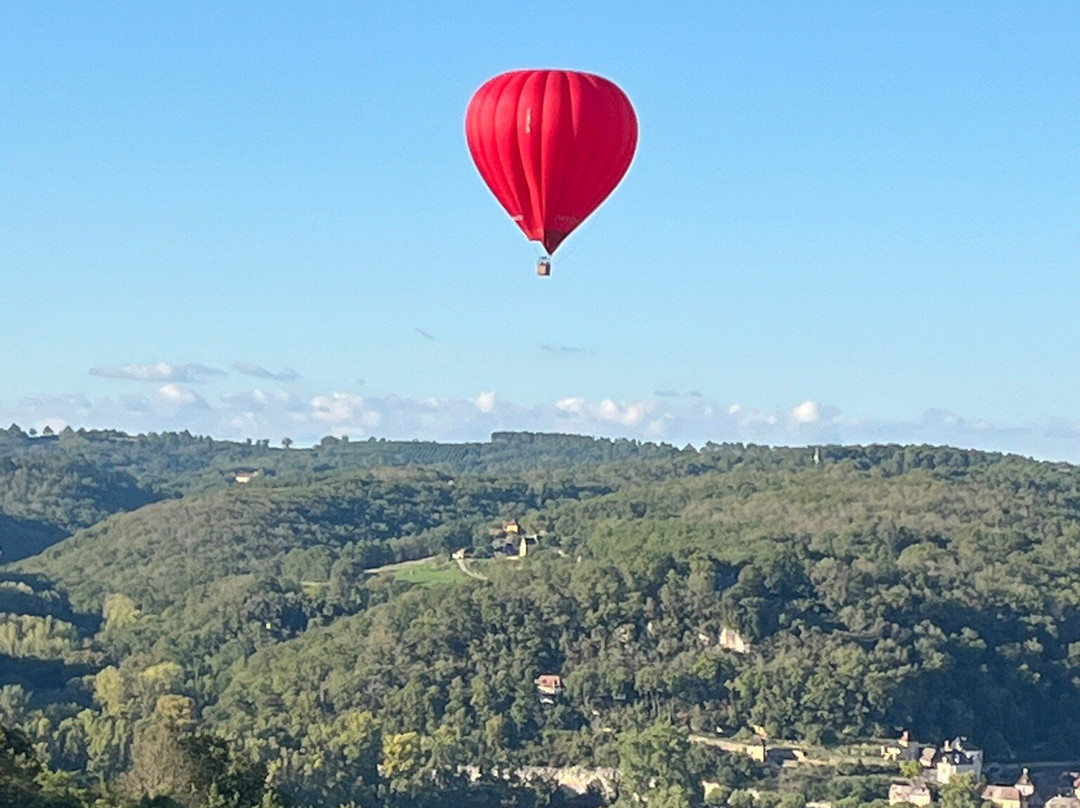 Montgolfiere et Chateaux-贝纳克和卡泽纳克必去景点