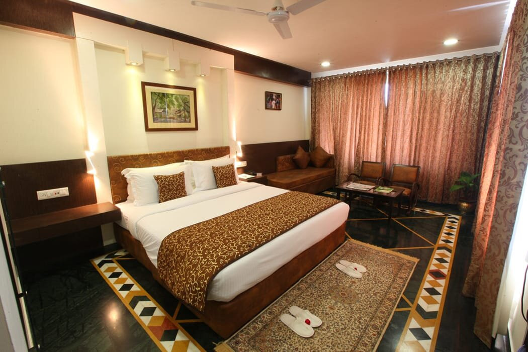 Shilpi Hill Resort主图