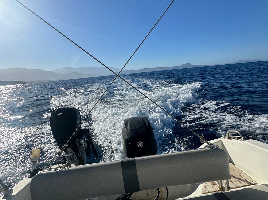 Rent a Boat - Manousakis Marine-雷斯蒙必去景点