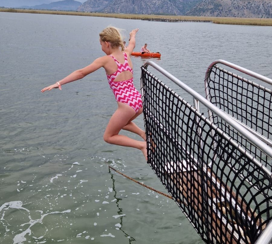 Atakan D Boat-达利安必去景点