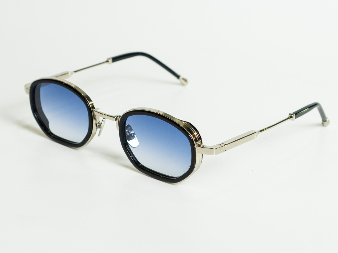 CSCB 2 Vintage Eyewear & Clothing-Hoan Kiem必去景点