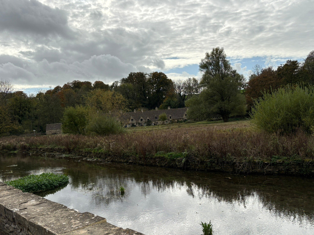 阿灵顿排屋-拜伯里必去景点