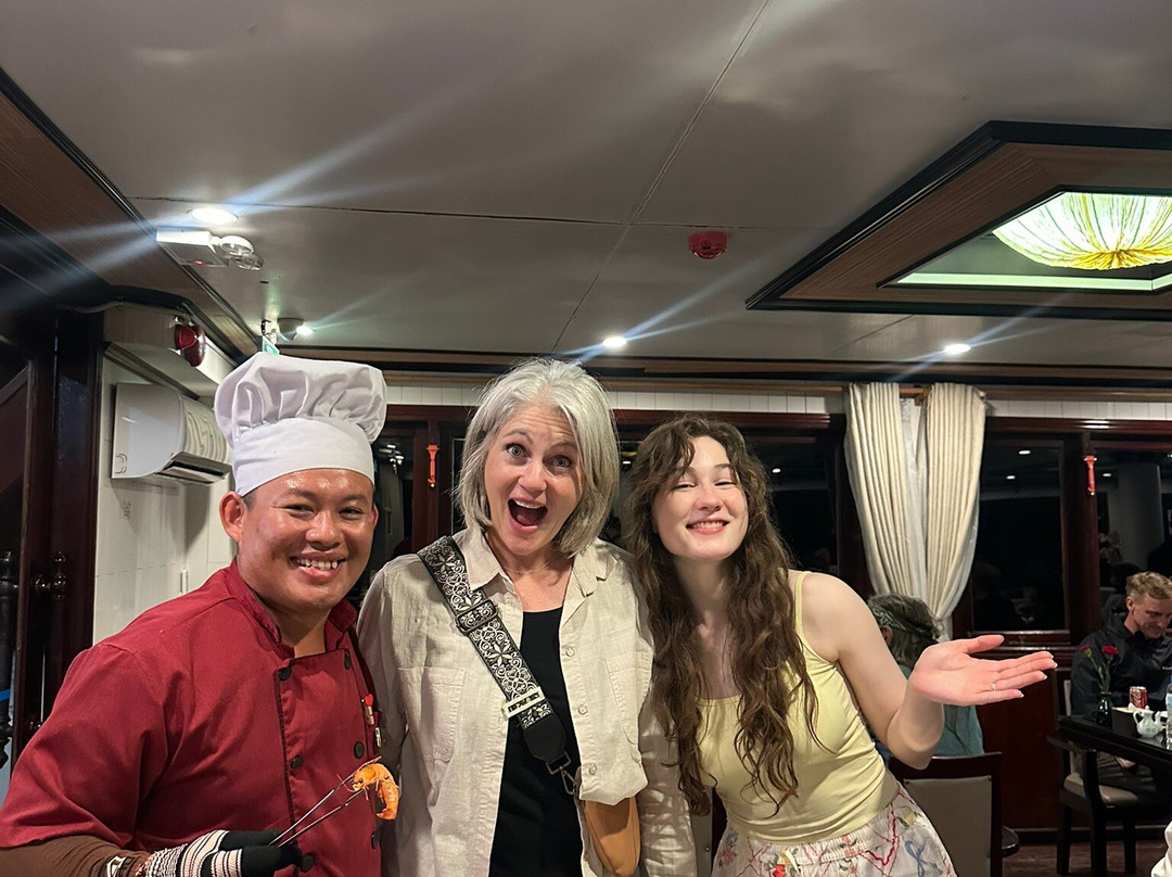 Swan Cruises-河内必去景点