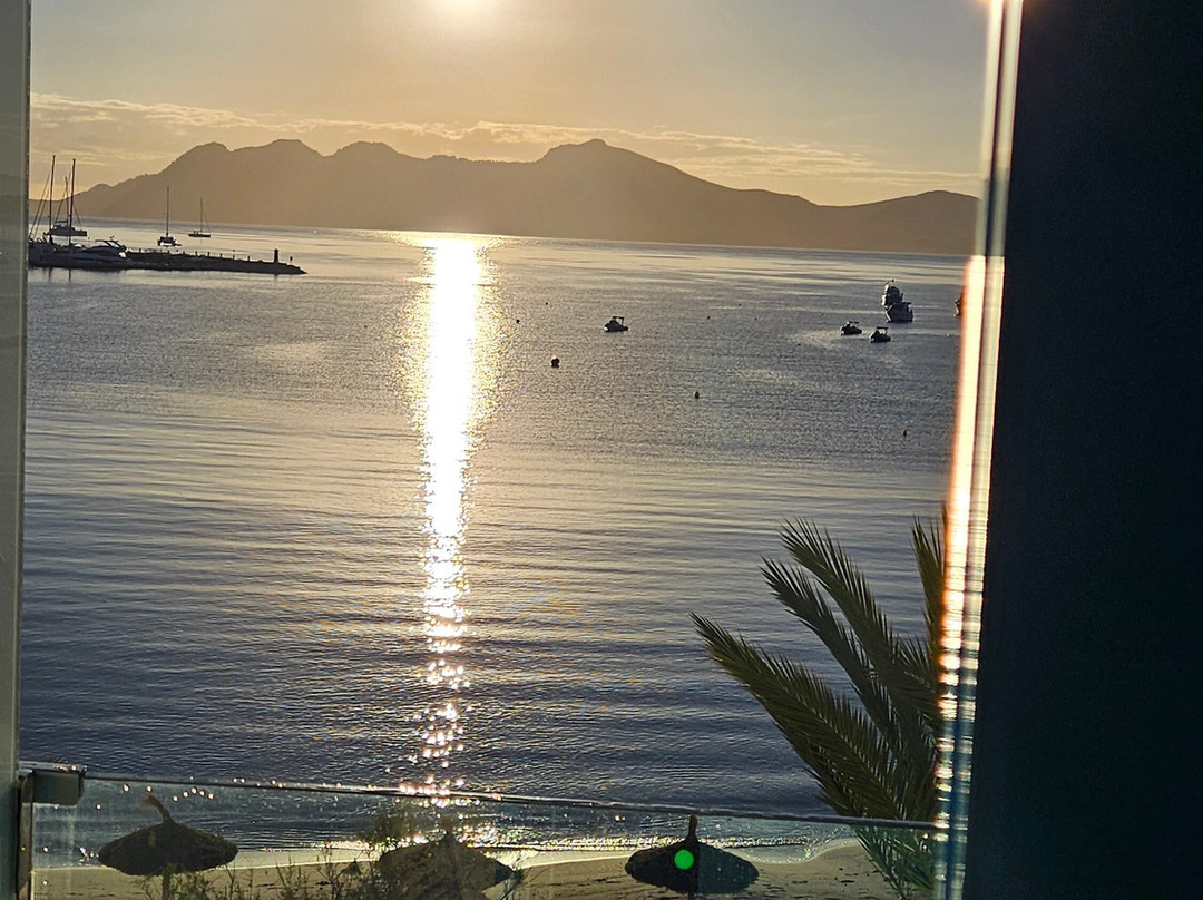 La Goleta Hotel de Mar主图