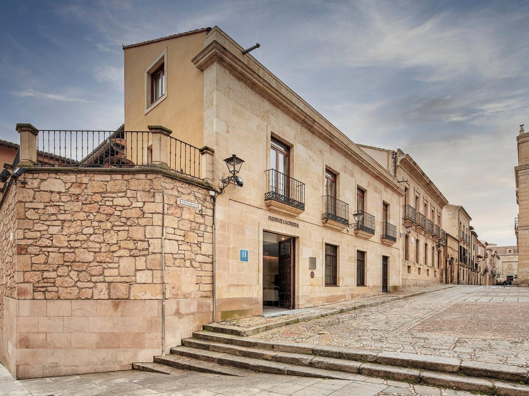 NH大教堂之门酒店