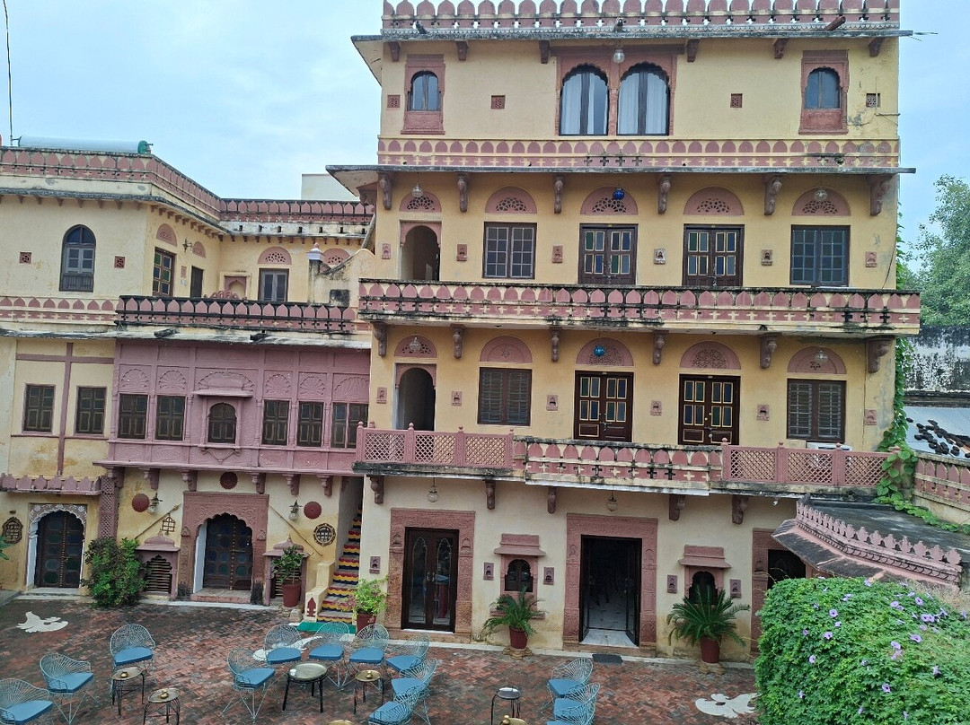 拉乌拉本斯瓦拉酒店主图