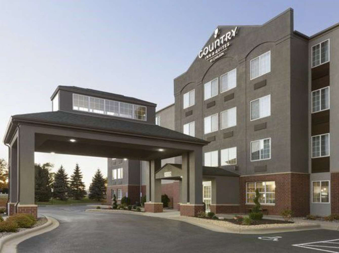 Inver Grove Heights酒店住宿-伊根江山旅馆&套房酒店