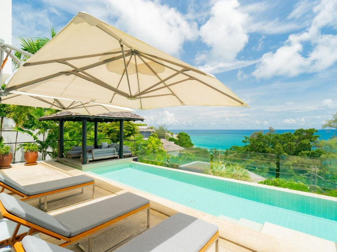 Surin Heights Villa